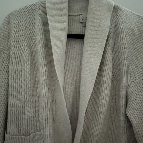 A New Day Chunky Sweater with Pockets - Picture 2 of 4